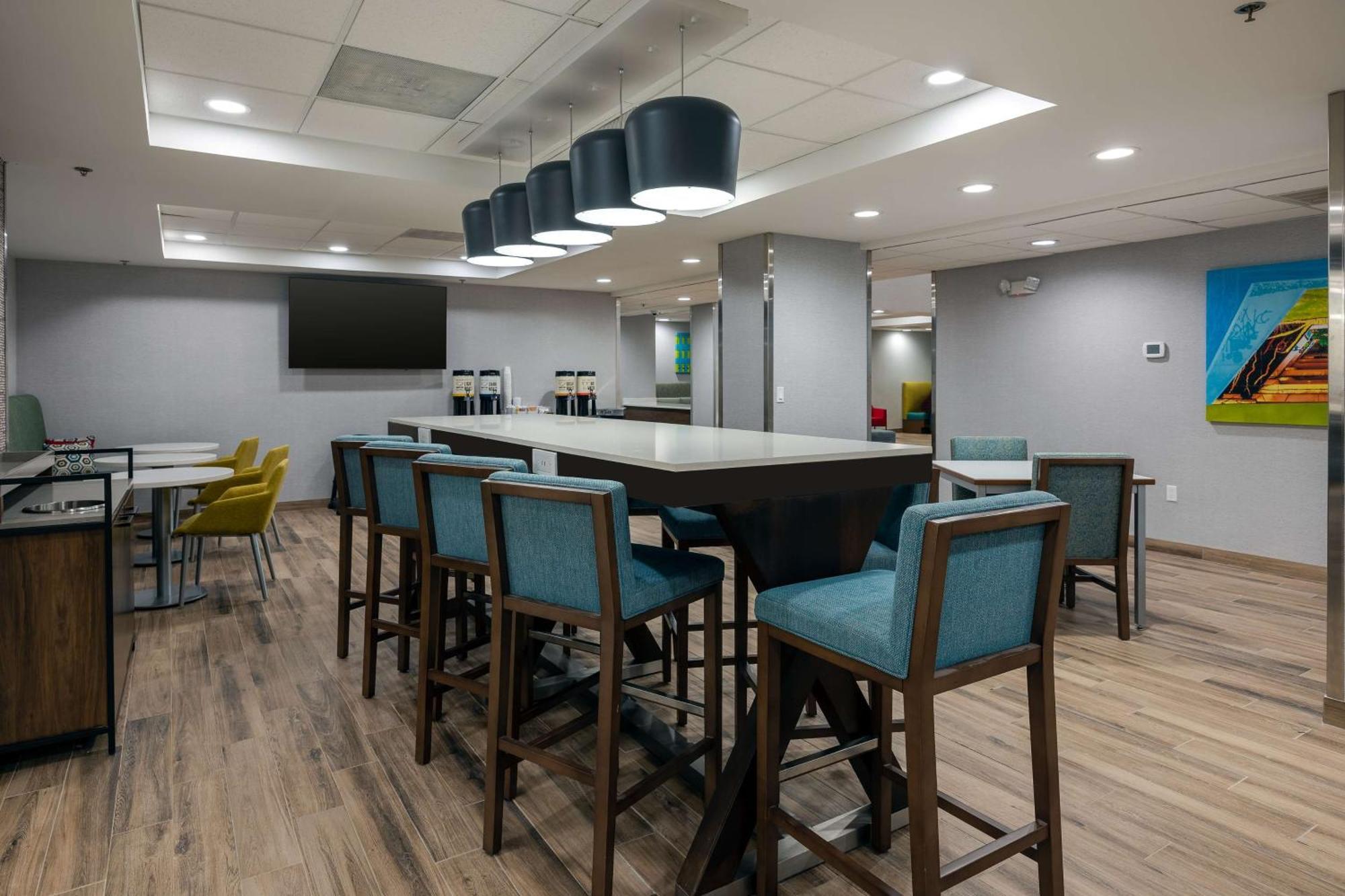 Hampton Inn & Suites Alpharetta Roswell Екстериор снимка
