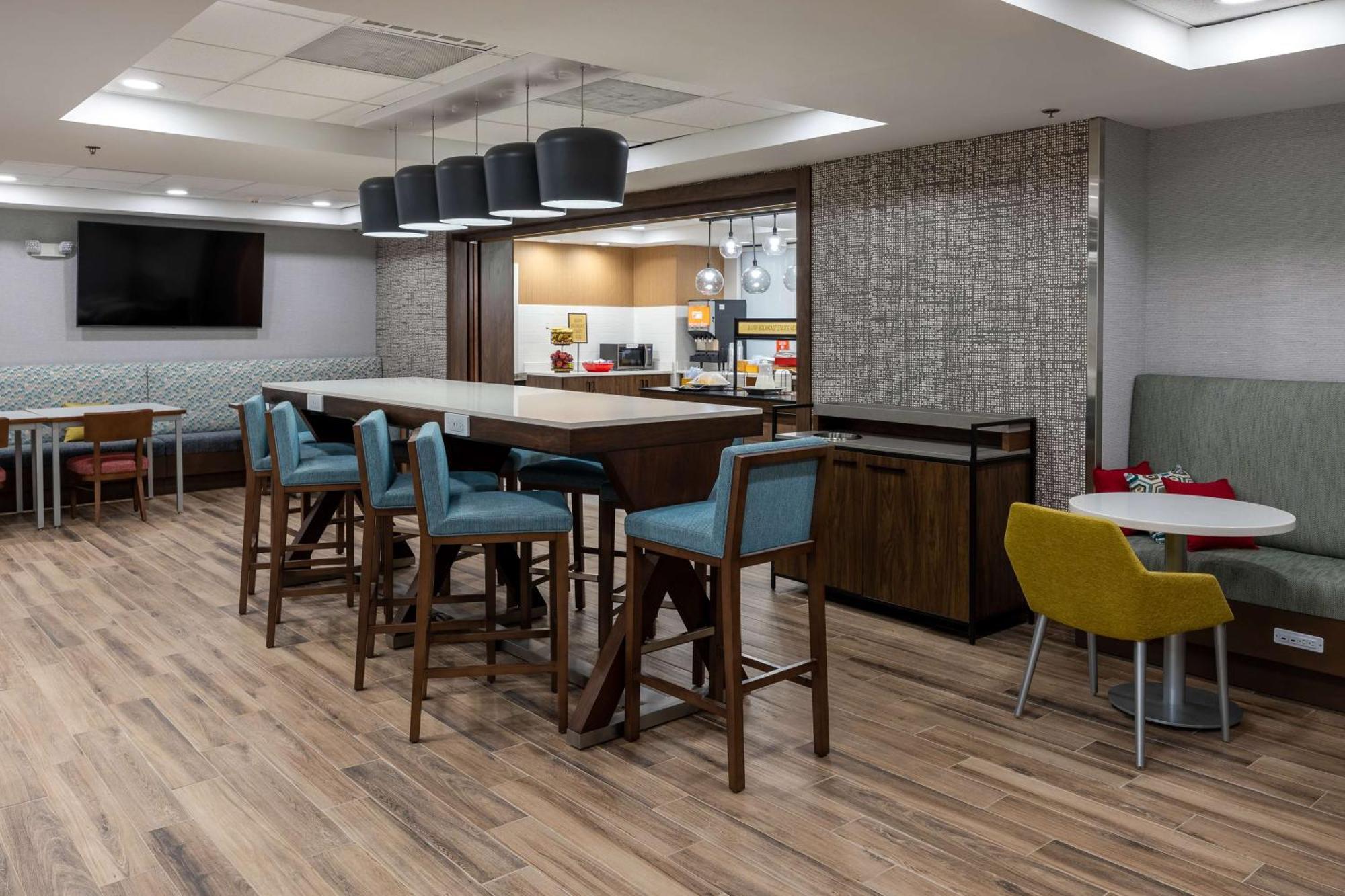 Hampton Inn & Suites Alpharetta Roswell Екстериор снимка